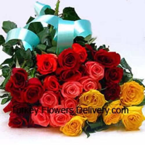 Букет из 12 красных, 6 желтых и 6 розовых роз