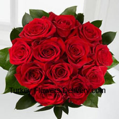 12 Elegantes Rosas Rojas