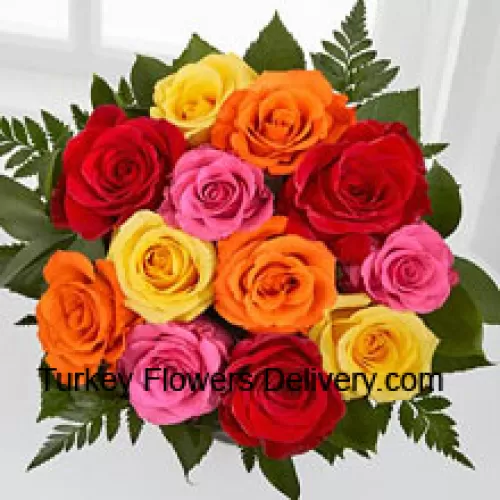 Букет из 12 смешанных цветов роз