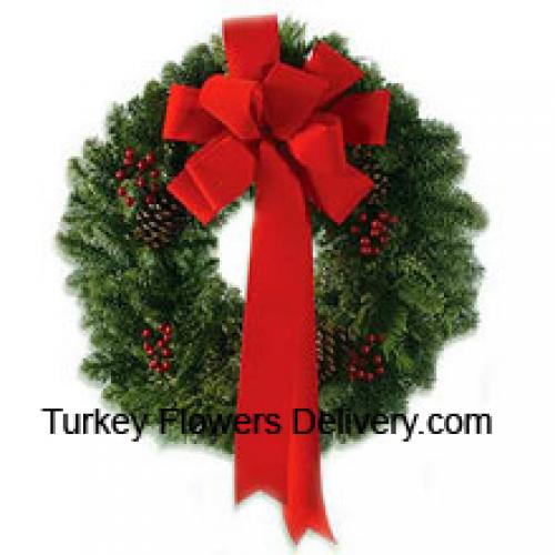 Lovely Lush Green Eyecatching Wreath